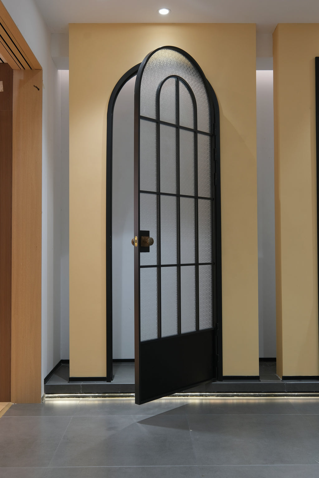 Black Arched Textured Glass Door