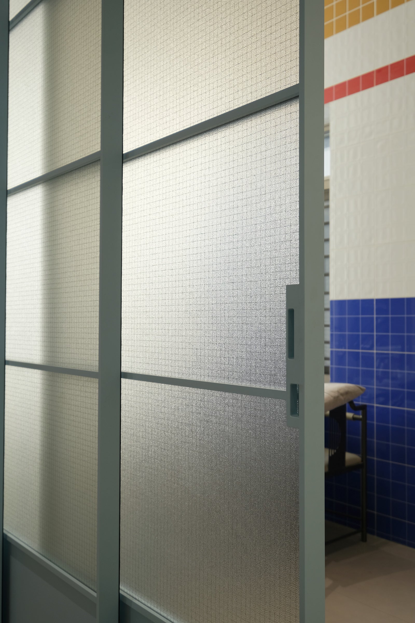 Blue-Gray 3-Panel Textured Glass Sliding Door