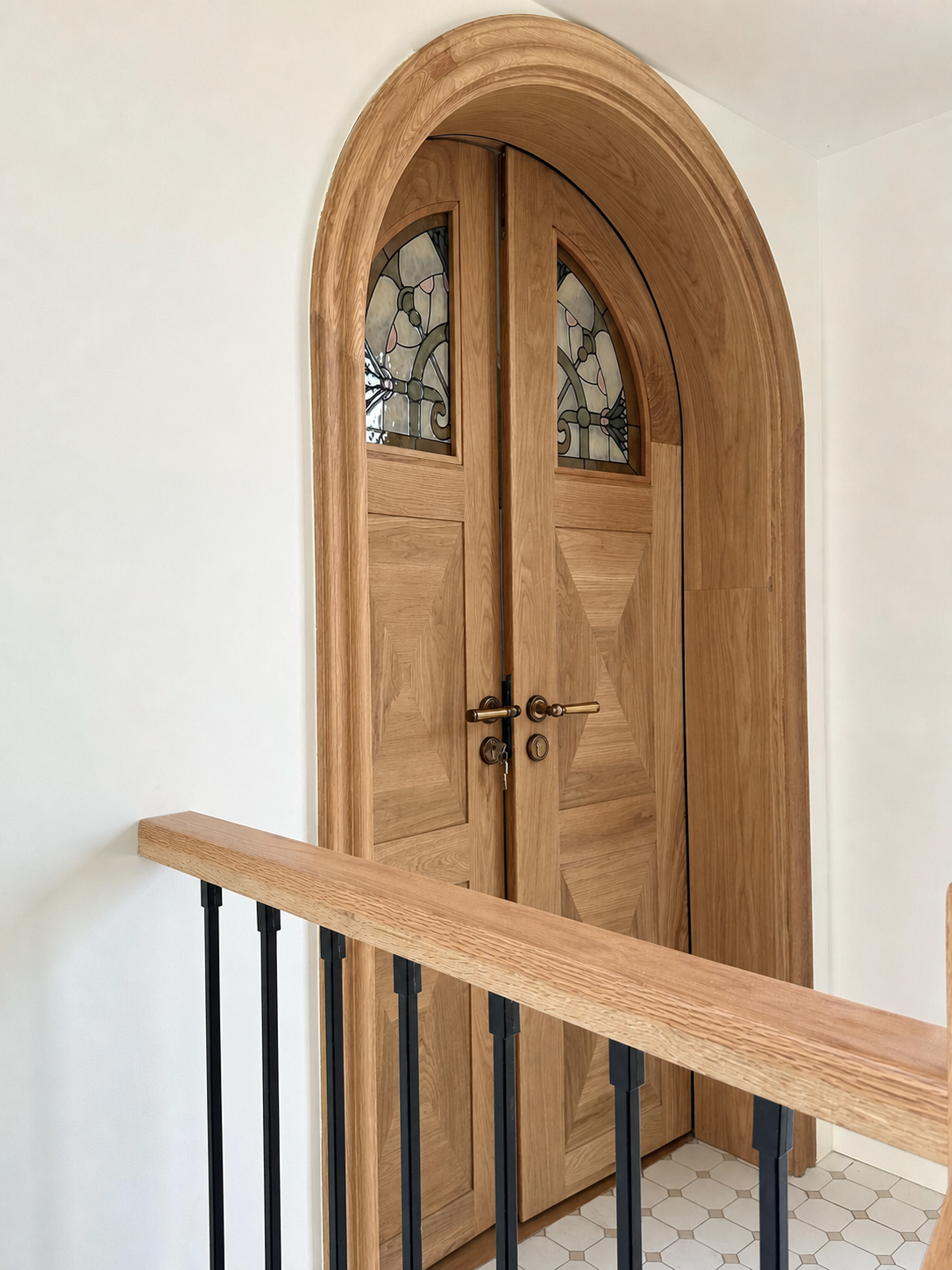 Arched Oak Veneer Stained Glass Double Door