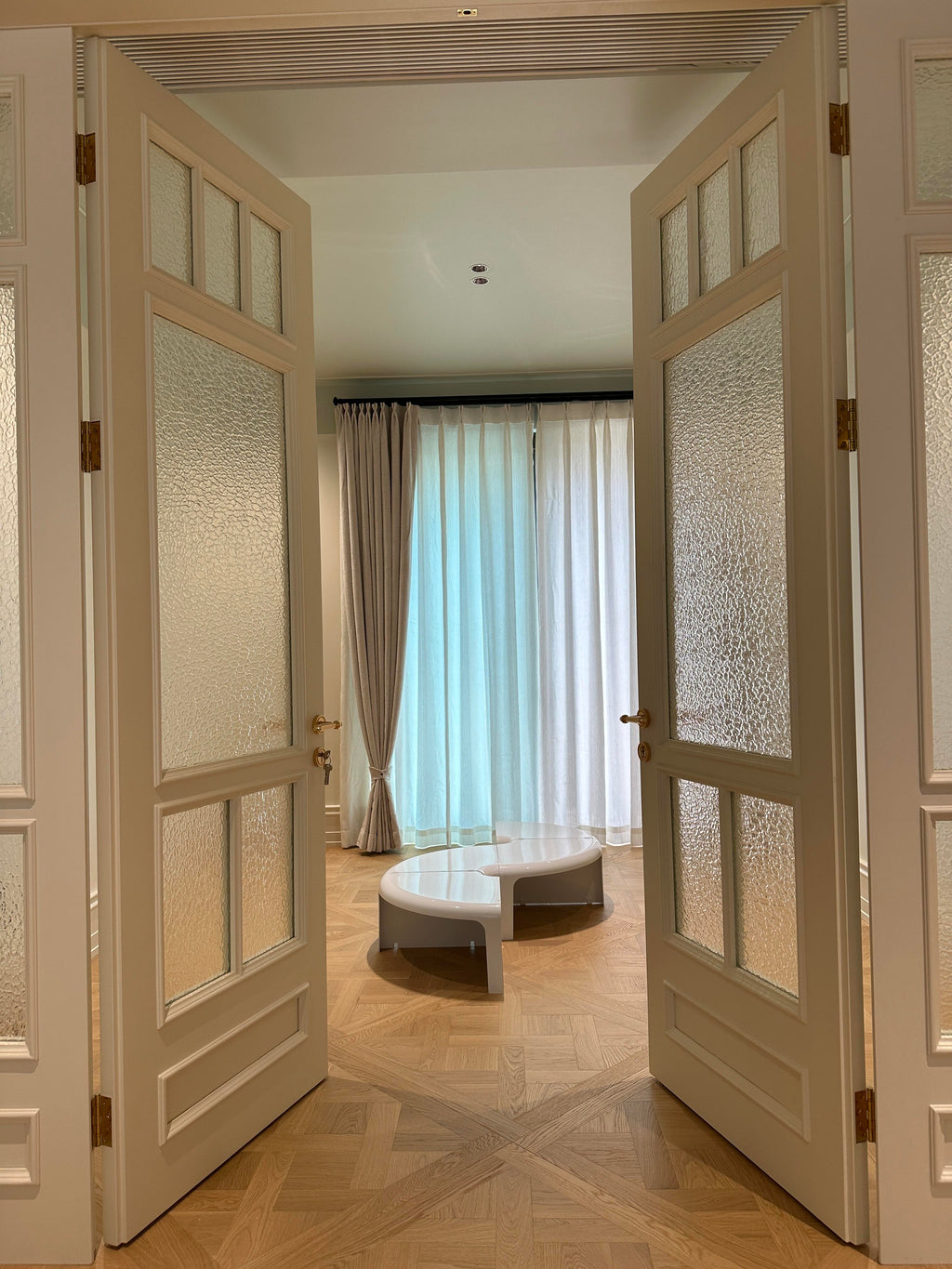French Panel Double Door | Hammered Glass & Lacquered Frame